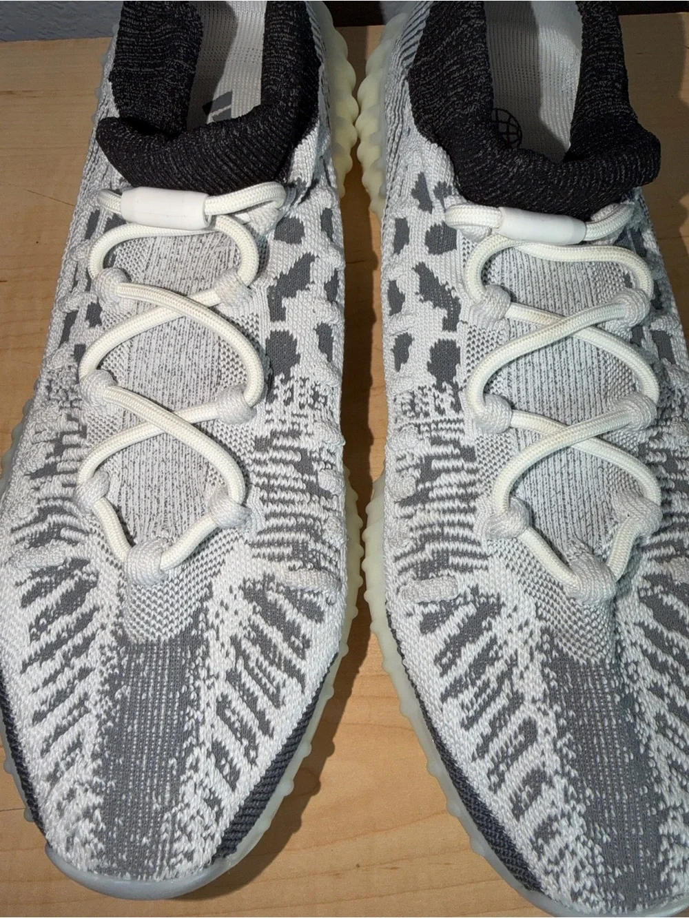 Yeezy 350 V2 CMPCT Slate White Mens 12.5 adidas Originals New in Box IG9608
